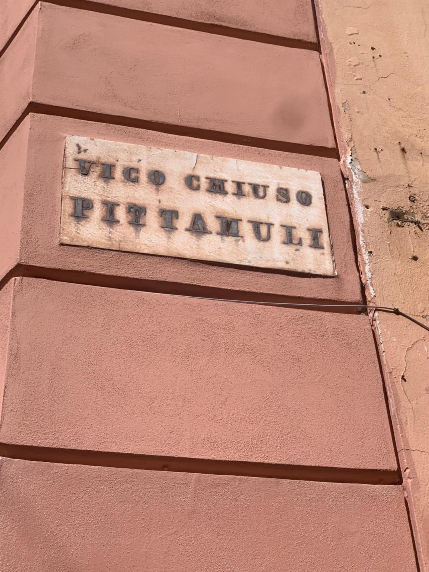 The First Colombo Brignole XX Settembre Apartment Генуа Екстериор снимка